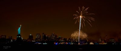 2012 NYE Fireworks_0029_1.jpg