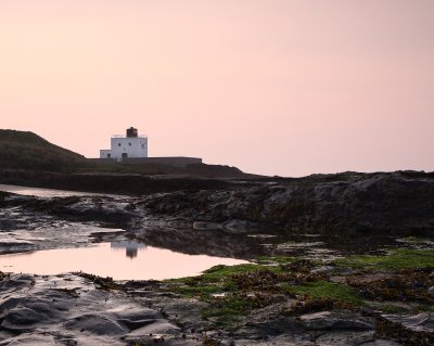 Lighthouse at Bamburgh.jpg