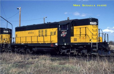 CNW GP-9 4554