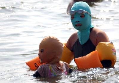 20817swim.jpg