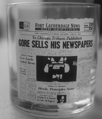 Gore sells newspapers.jpg