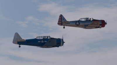 Parade of Trainers - T-6 Texans