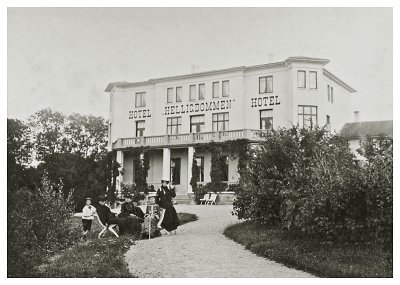 Ved Hotel Helligdommen ca. 1908