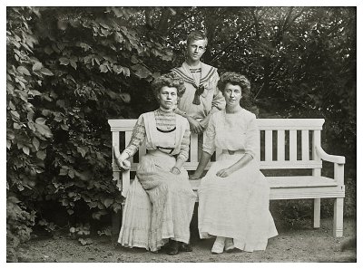 Dorthea, Sigfred og Bodil 1909