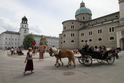 Cathdral in Residence Square