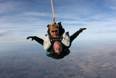 Relaxed-skydiver-O.jpg