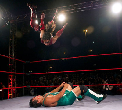 High-flying-wrestler-O.jpg