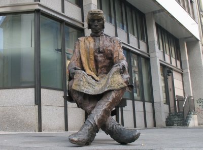 Statue