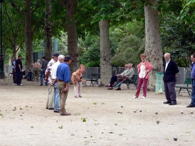 Boules in the park