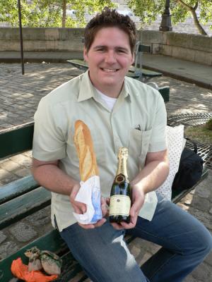 Our picnic on our last day! Baguette, cheese, champagne...