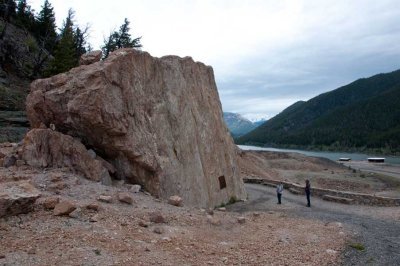 This rock weighs 3,000 tons