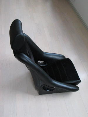 Recaro 1300 with provision for 4-Point Harness
