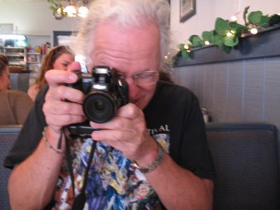 vincent in frenchtown cafe