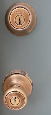 kwikset.