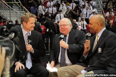 CBS Sports announcer Steve Kerr, Verne Lundquist and Clark Kellogg