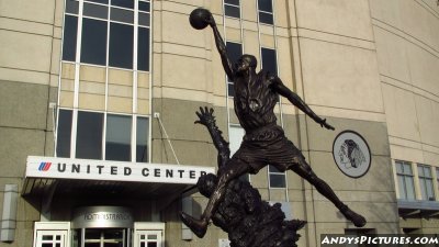 Michael Jordan statue at the United Center - Chicago, IL