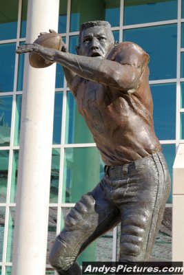 Johnny Unitas statue at Papa John's Cardinal Stadium - Louisville, KY