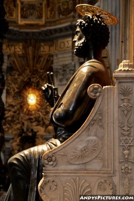 Bronze statue of Saint Peter, attributed to Arnolfo di Cambio