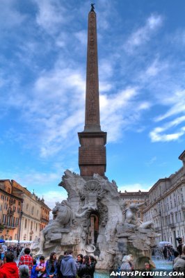 Berninis Four Rivers Fountain - Piazza Navona
