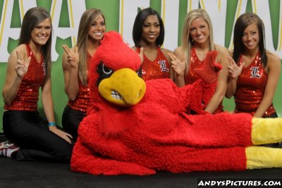 Louisville Cardinals Cheerleaders