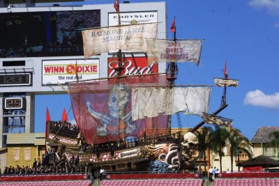 Tampa Bay Buccaneers Pirate Ship