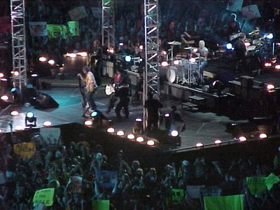 Super Bowl XXXV - Aerosmith & Brittney Spears perform at halftime