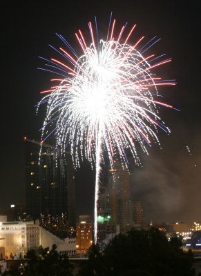 Fireworks in Grand Rapids - July 4, 2006