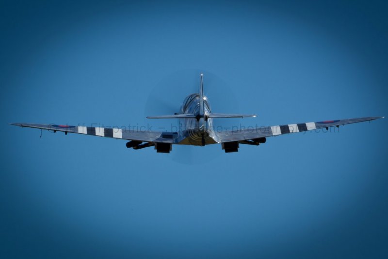F05F4251.jpg