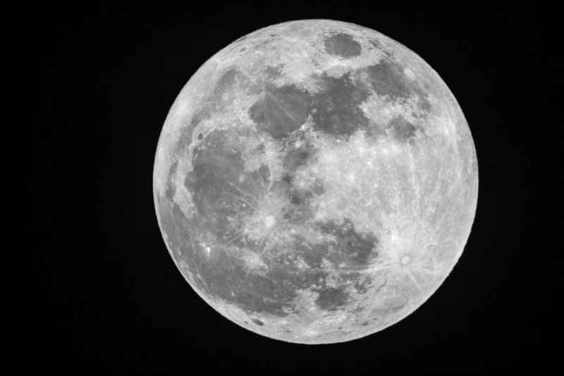 Moon 5-5-2012