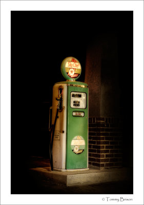 Just an evening at the gas station_Tommy Brison