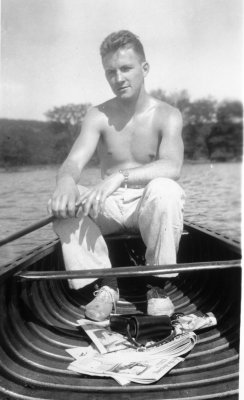 Dad in canoe 1935