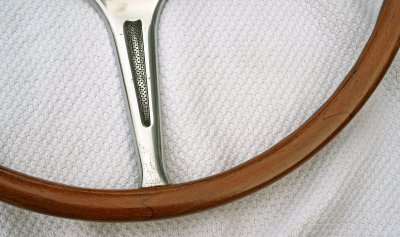 Original Porsche Carrera 2 teak steering wheel