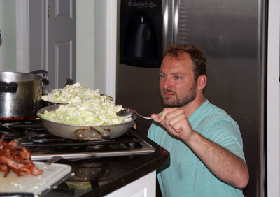 Cabbage cooks for galuska