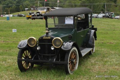 1916 Hupmobile Model N Year' Round Touring