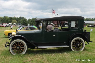 1916 Hupmobile Model N Year' Round Touring