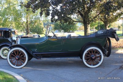 1917 Oldsmobile Model 45 Light Eight Touring