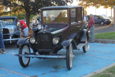 1922 Overland Model 4 Sedan