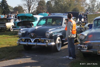 1952 Studebaker Commander De Luxe  2-door Sedan