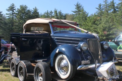 1936 Ford DeLuxe Phaeton