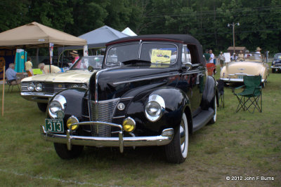 1940 Ford DeLuxe Convertible
