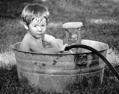 tub-bw_section_2.jpg