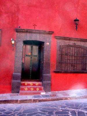 red walls, glass cross door (2)