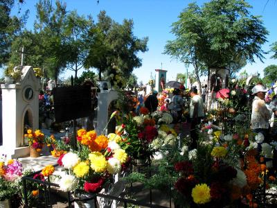 dias de los muertos - cemetery (1)