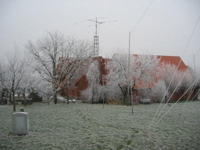 the beam between freezed trees