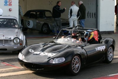 Silverstone Trackday Engage 2011 00010.jpg