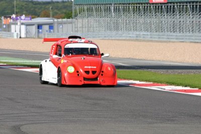 Silverstone Trackday General 2011 00039.jpg