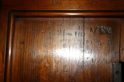Trustam Organ 1889 - Graffiti!