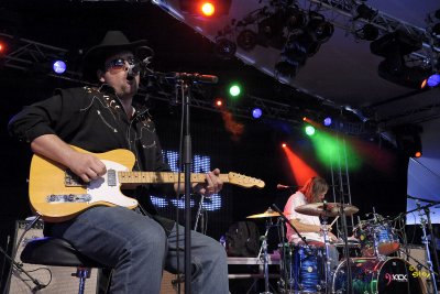 Shawn Pittman & the Moeller Brothers - Moulin Blues 2011