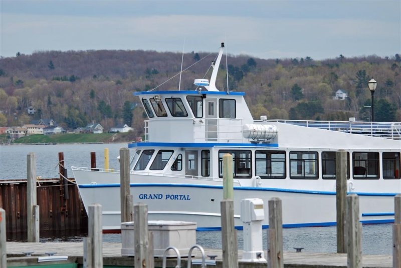 Pictured Rocks Boat Cuise