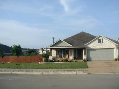 Front Landscaping (completed 4/28/06)